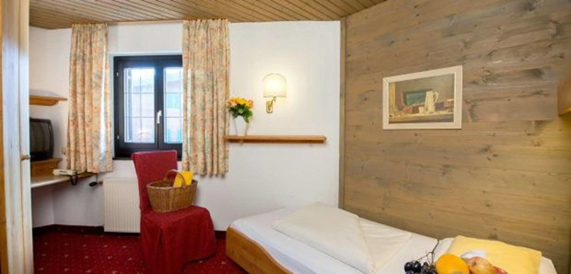 Hotel Haus Stefanie - Adults Only Seefeld in Tirol Exterior foto
